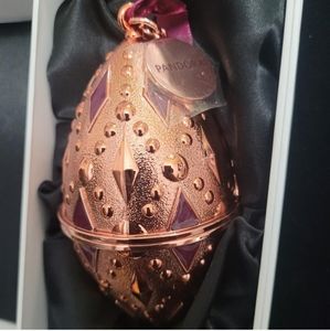 Pandora Holiday tree ointment